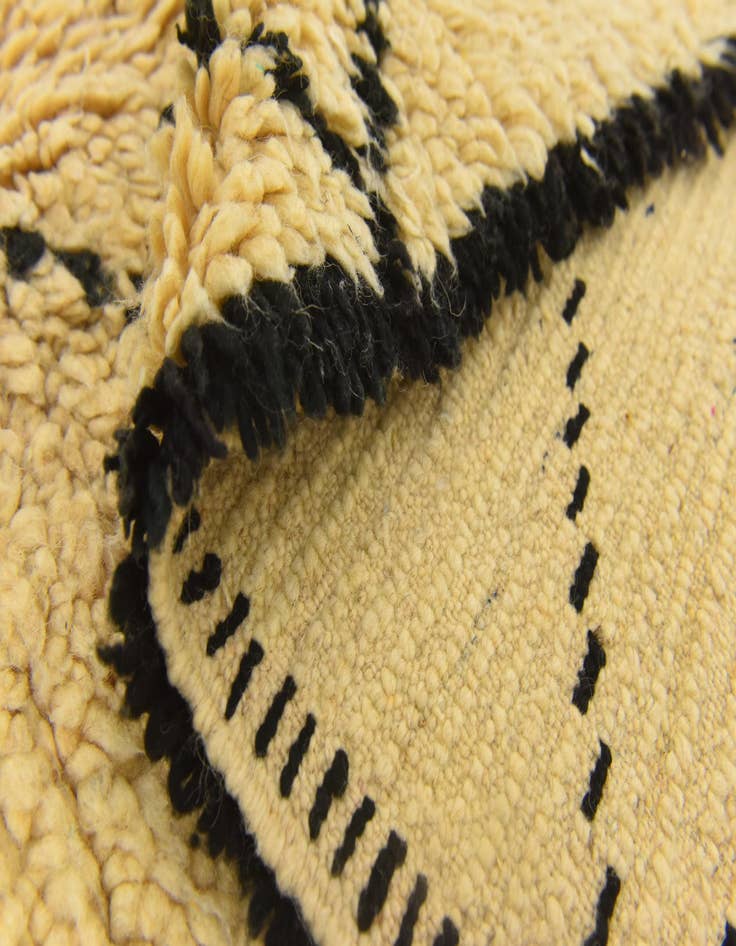 Detail image of 6' 5 x 9' 10  Hand Knotted Moroccan Wool Rug