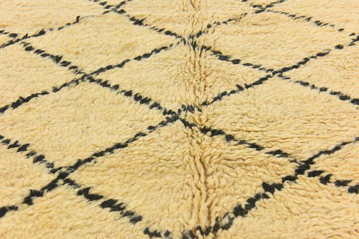 6' 5 x 9' 10 Hand Knotted Moroccan Wool Rug