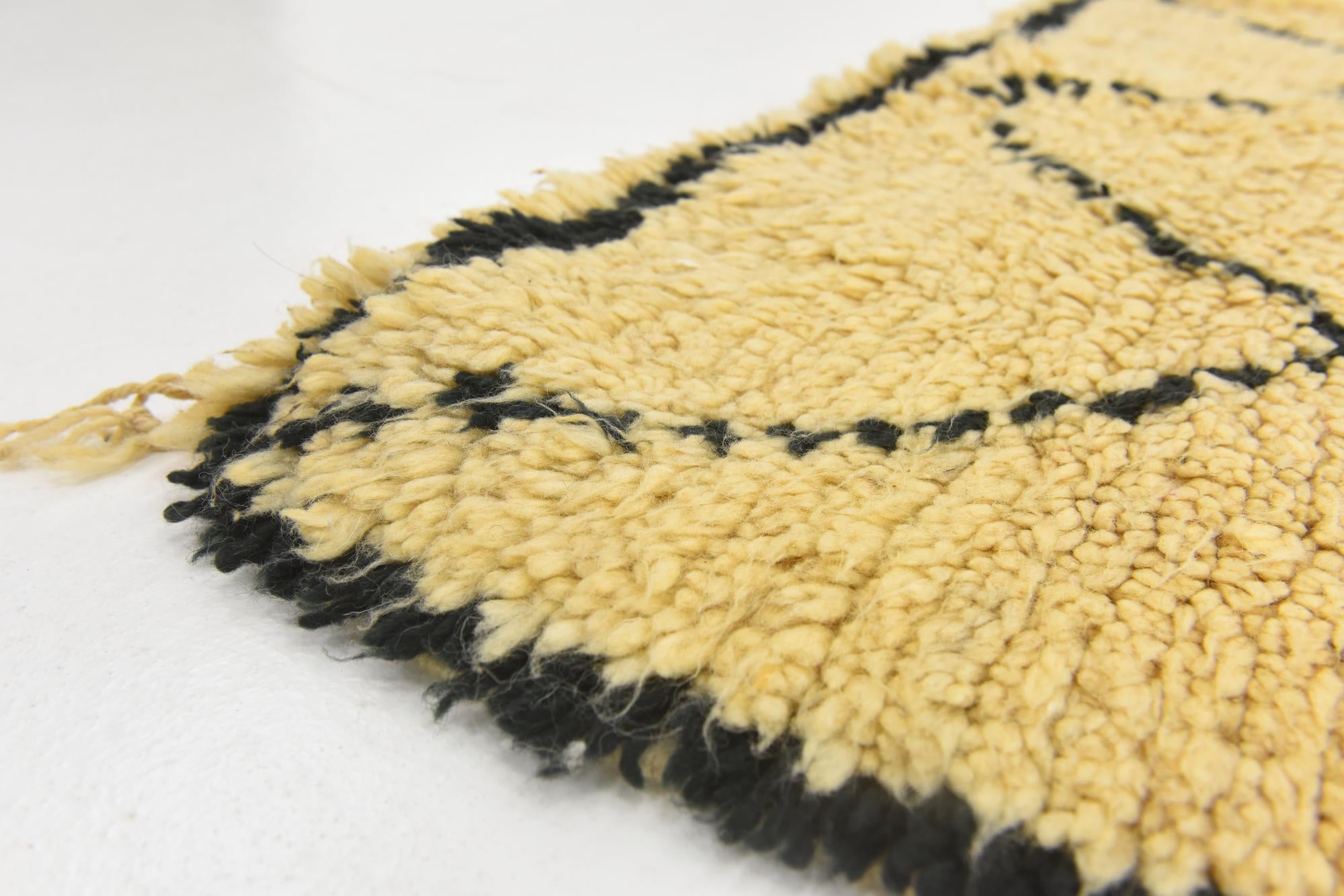 6' 5 x 9' 10 Hand Knotted Moroccan Wool Rug
