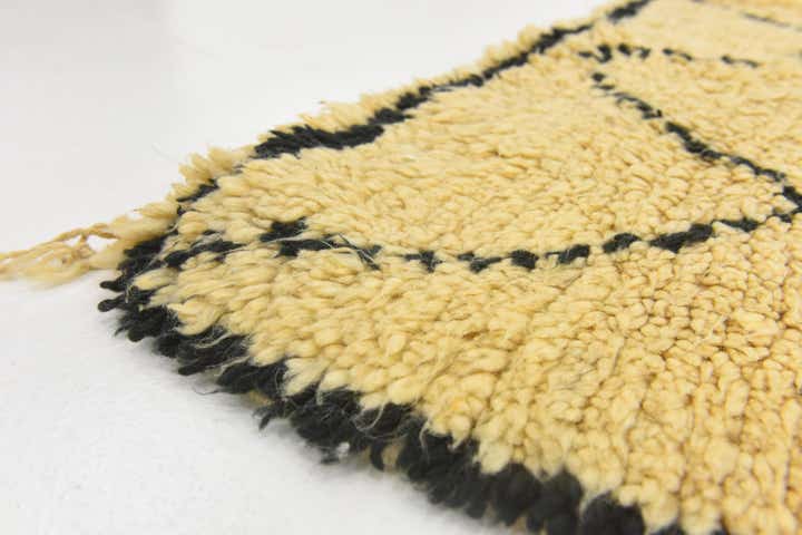 6' 5 x 9' 10 Hand Knotted Moroccan Wool Rug