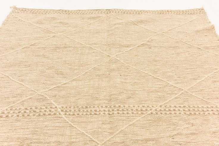 Detail image of 6' 6 x 9' 7 Hand Knotted Moroccan Wool Rug