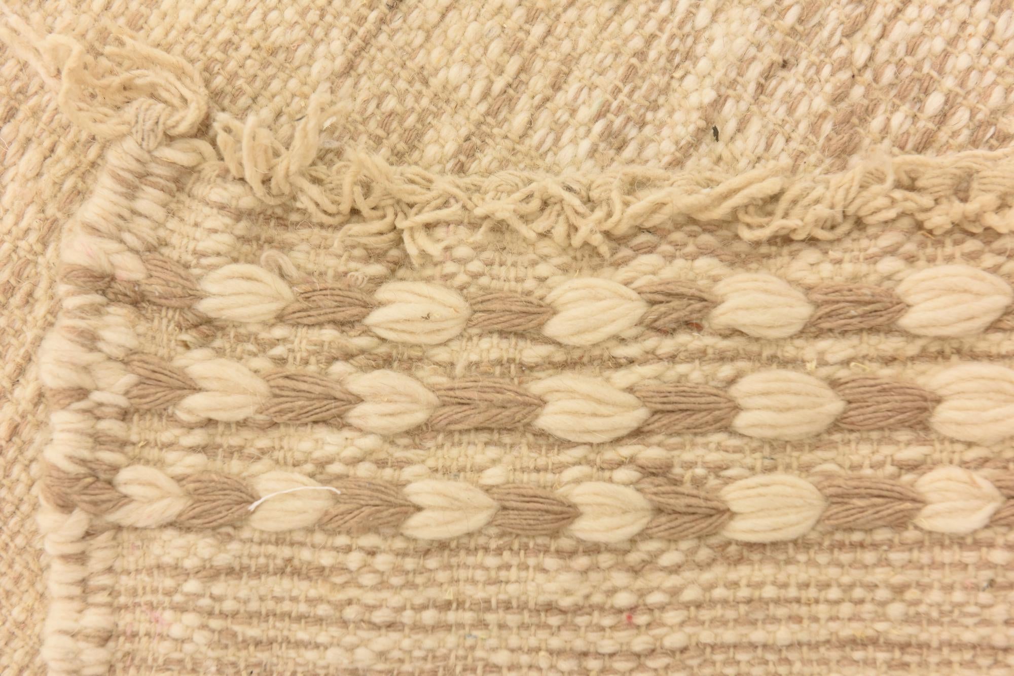 5' 4 x 8' 5 Hand Knotted Moroccan Wool Rug