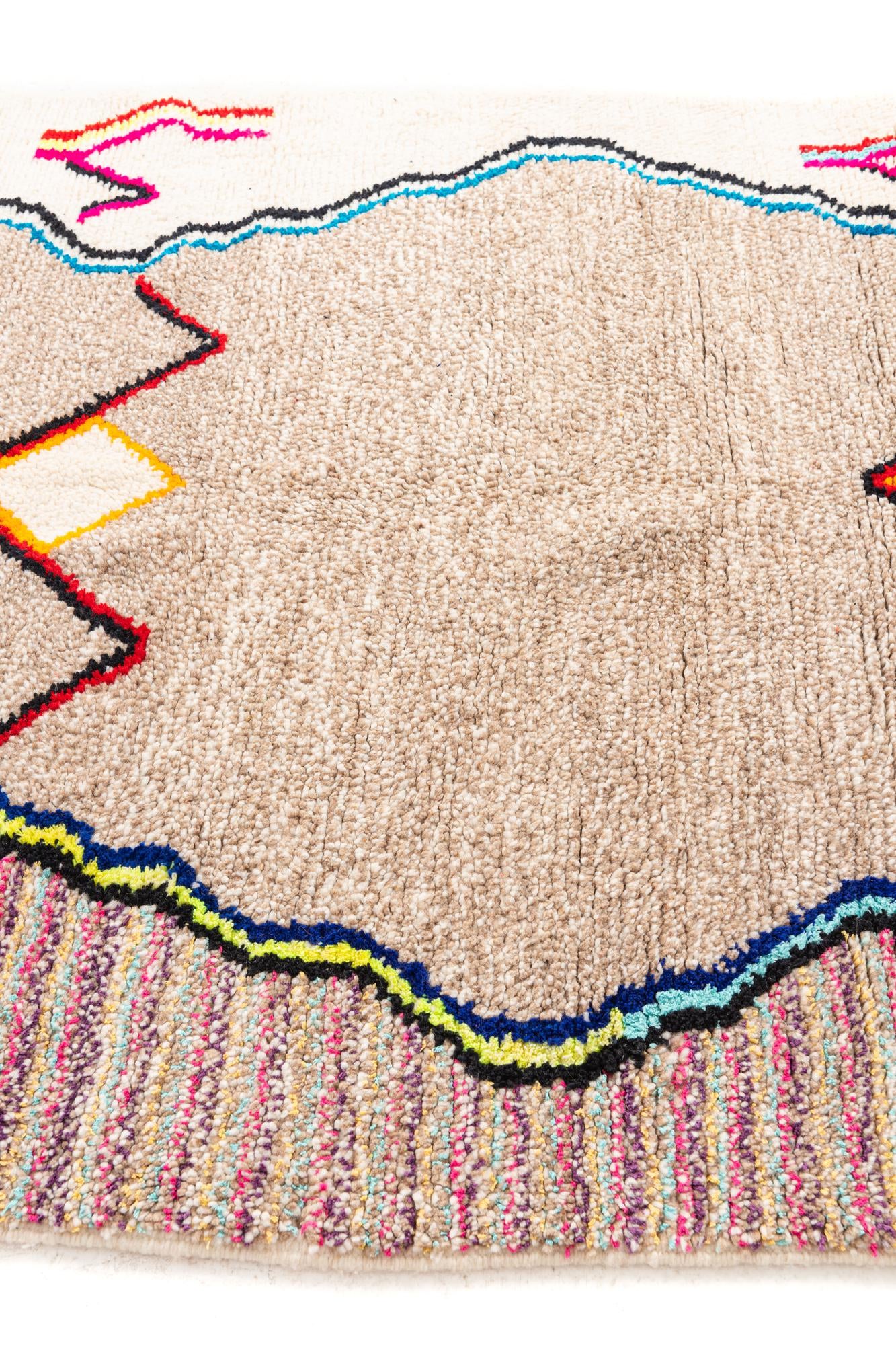 5' 7 x 8' 5 Hand Knotted Moroccan Wool Rug