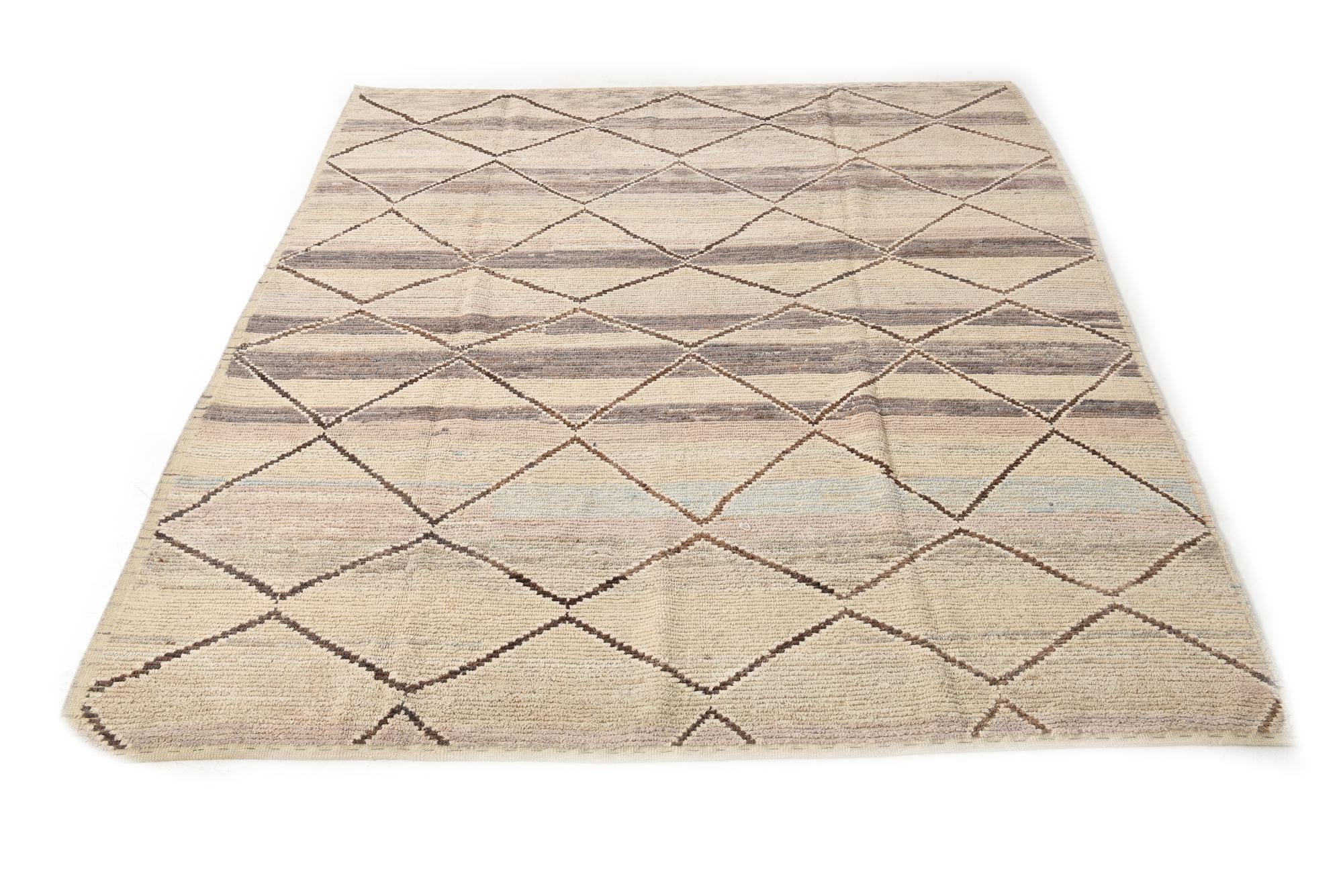 8' 1 x 9' 5 Hand Knotted Moroccan Wool Rug