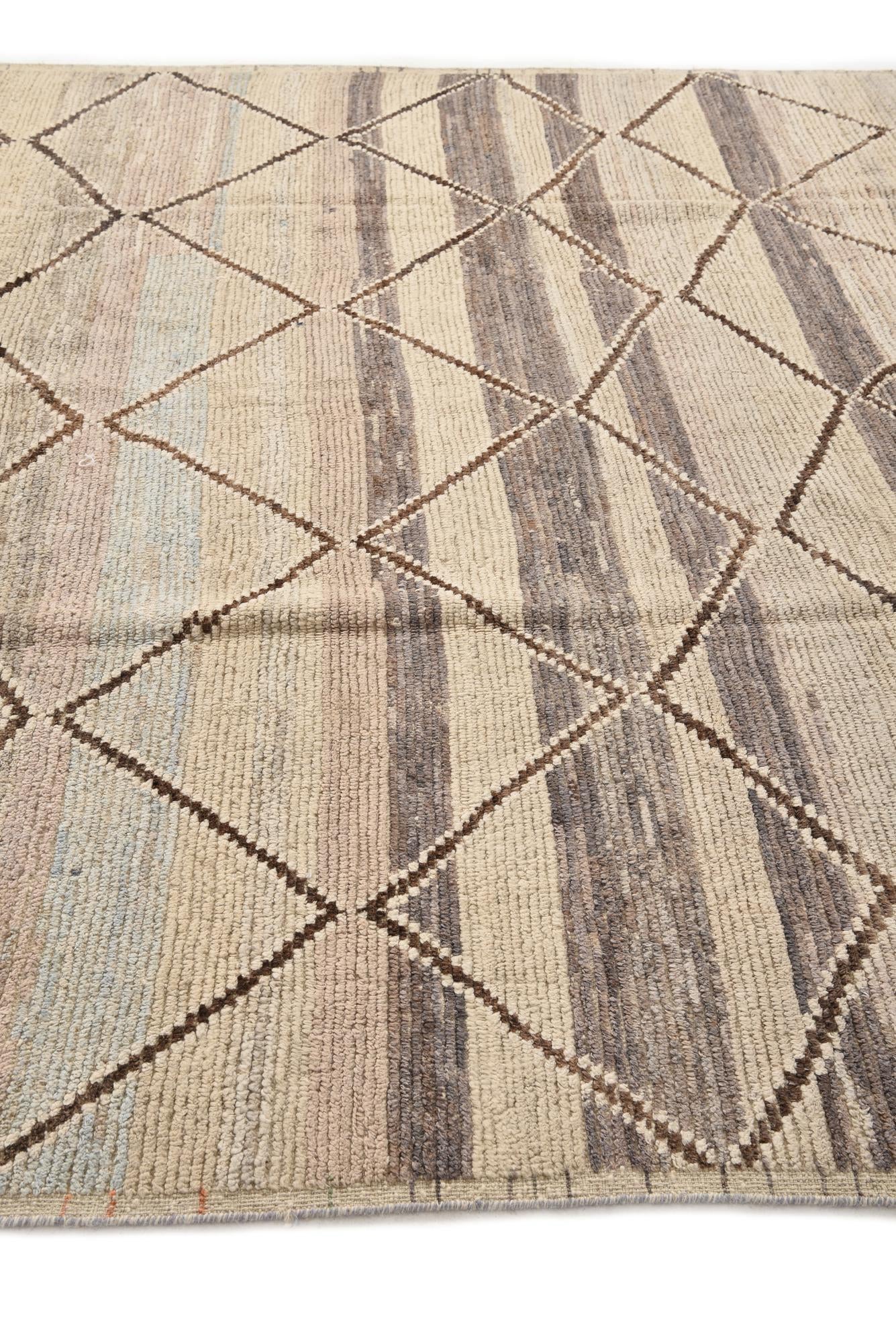 8' 1 x 9' 5 Hand Knotted Moroccan Wool Rug