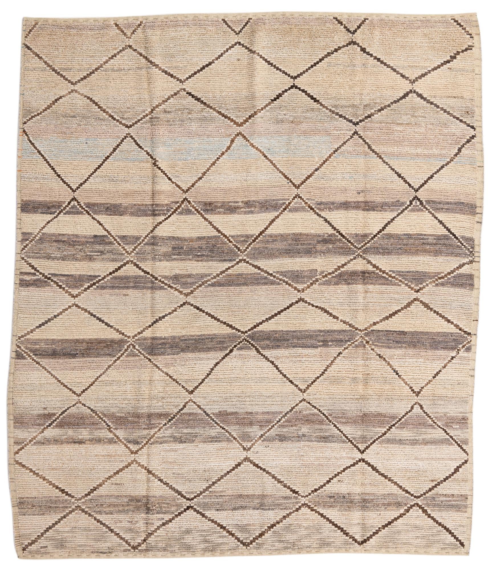 8' 1 x 9' 5 Hand Knotted Moroccan Wool Rug