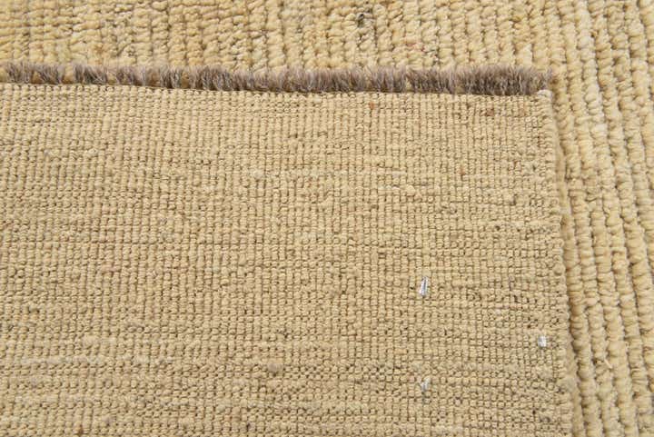 5' 9 x 8' 8 Hand Knotted Moroccan Wool Rug