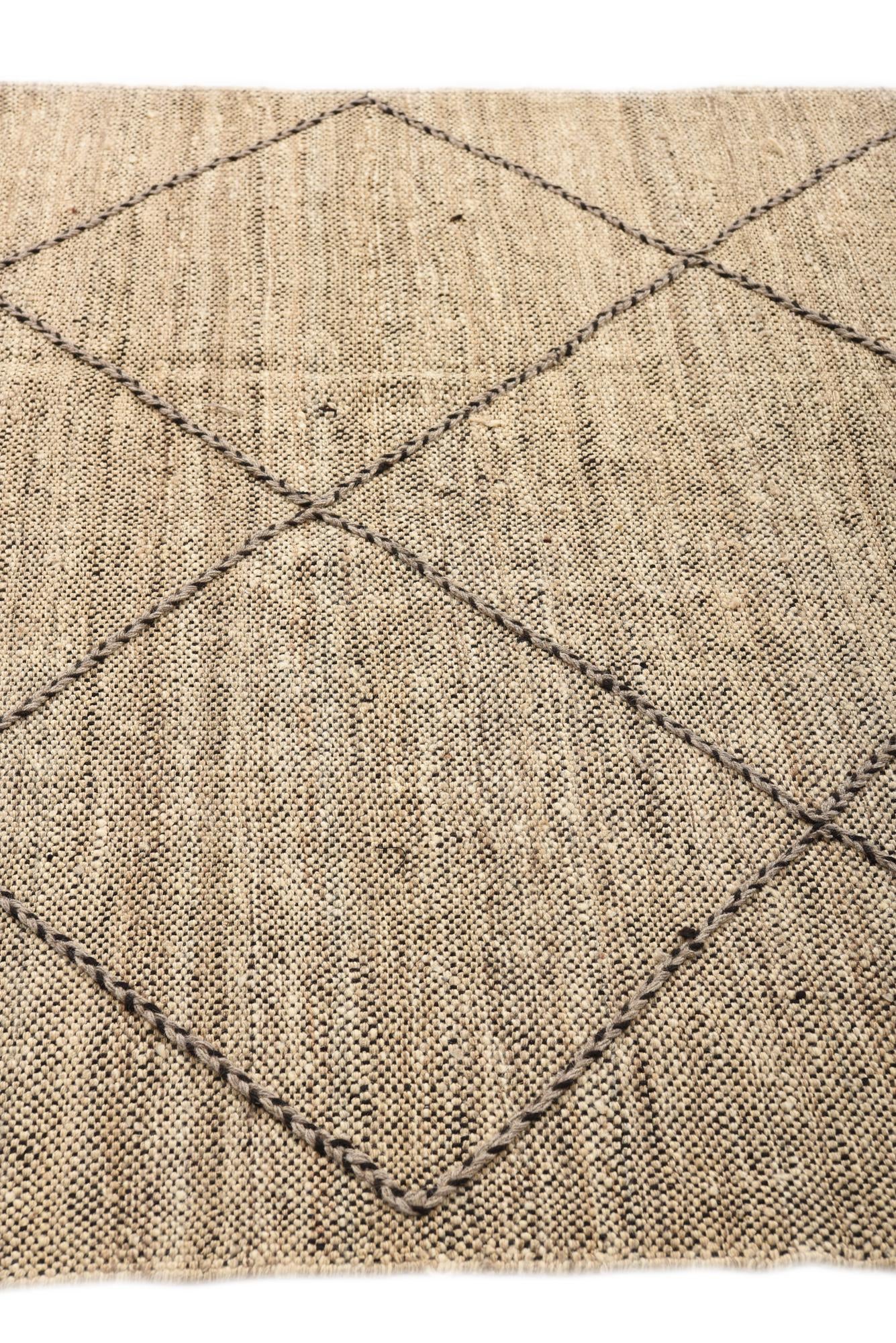 5' 9 x 8' 2 Hand Knotted Moroccan Wool Rug
