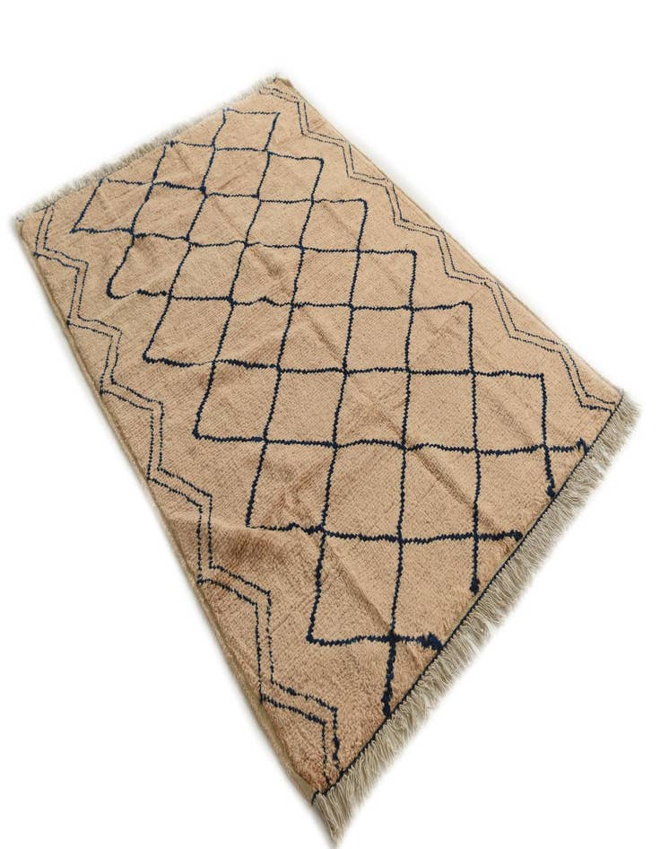 Detail image of 5' 2 x 7' 1  Hand Knotted Moroccan Wool Rug