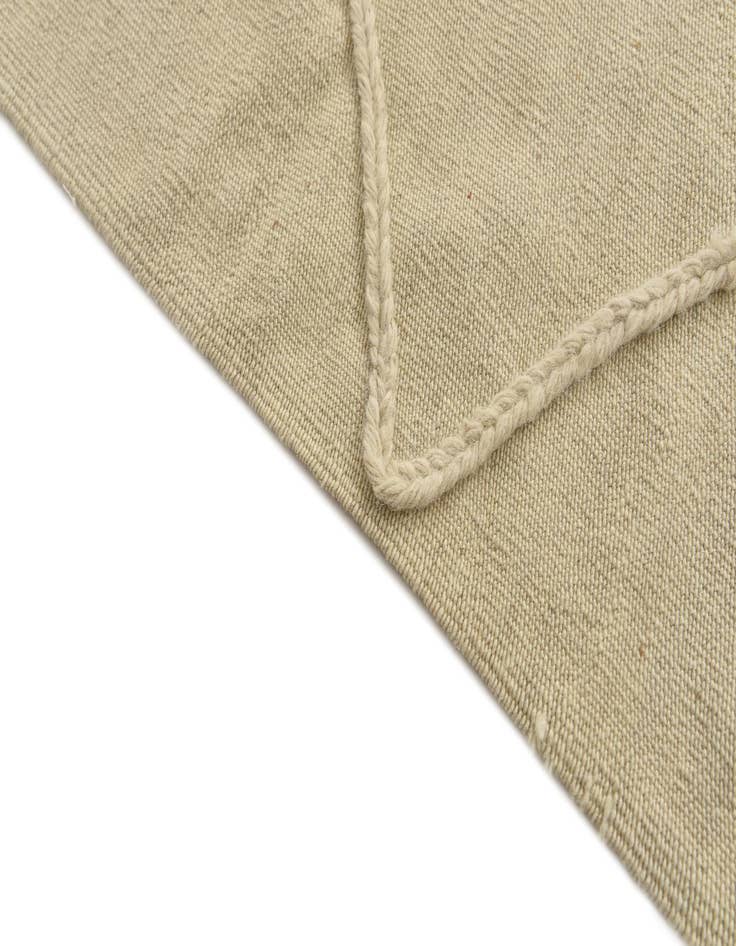 Detail image of 4' 9 x 8' 9  Hand Woven Moroccan Wool Rug