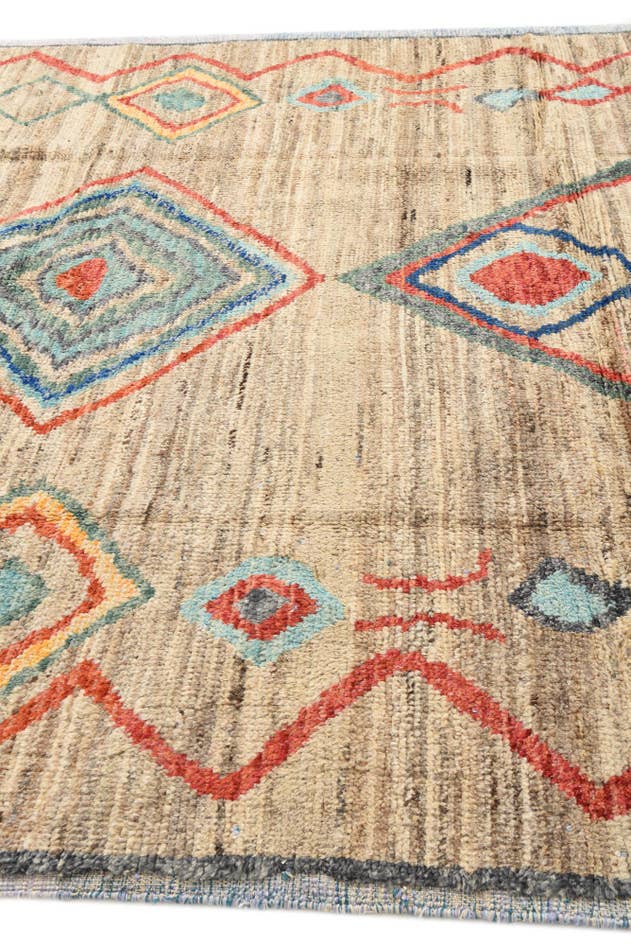 Detail image of 8' x 10' 8 Hand Knotted Moroccan Wool Rug