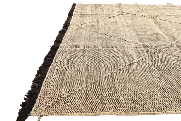 7' x 9' 5 Hand Knotted Moroccan Wool Rug