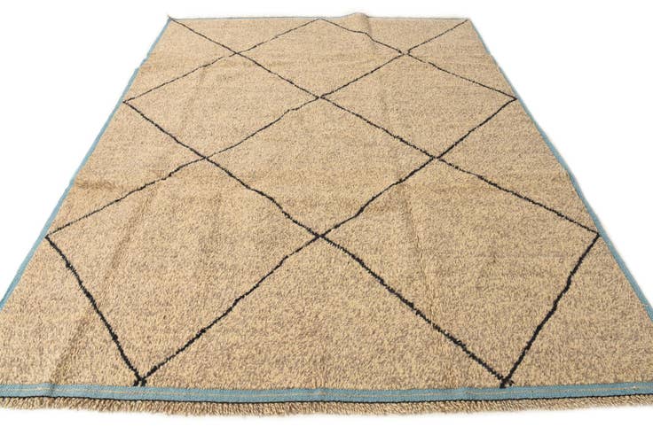Detail image of 8' x 10' 2 Hand Knotted Moroccan Wool Rug