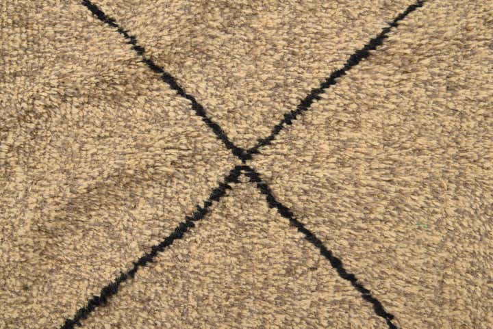 8' x 10' 2 Hand Knotted Moroccan Wool Rug
