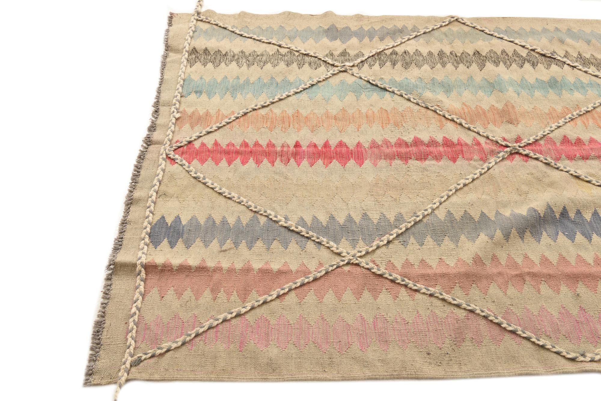 4' 8 x 6' 6 Hand Knotted Moroccan Wool Rug