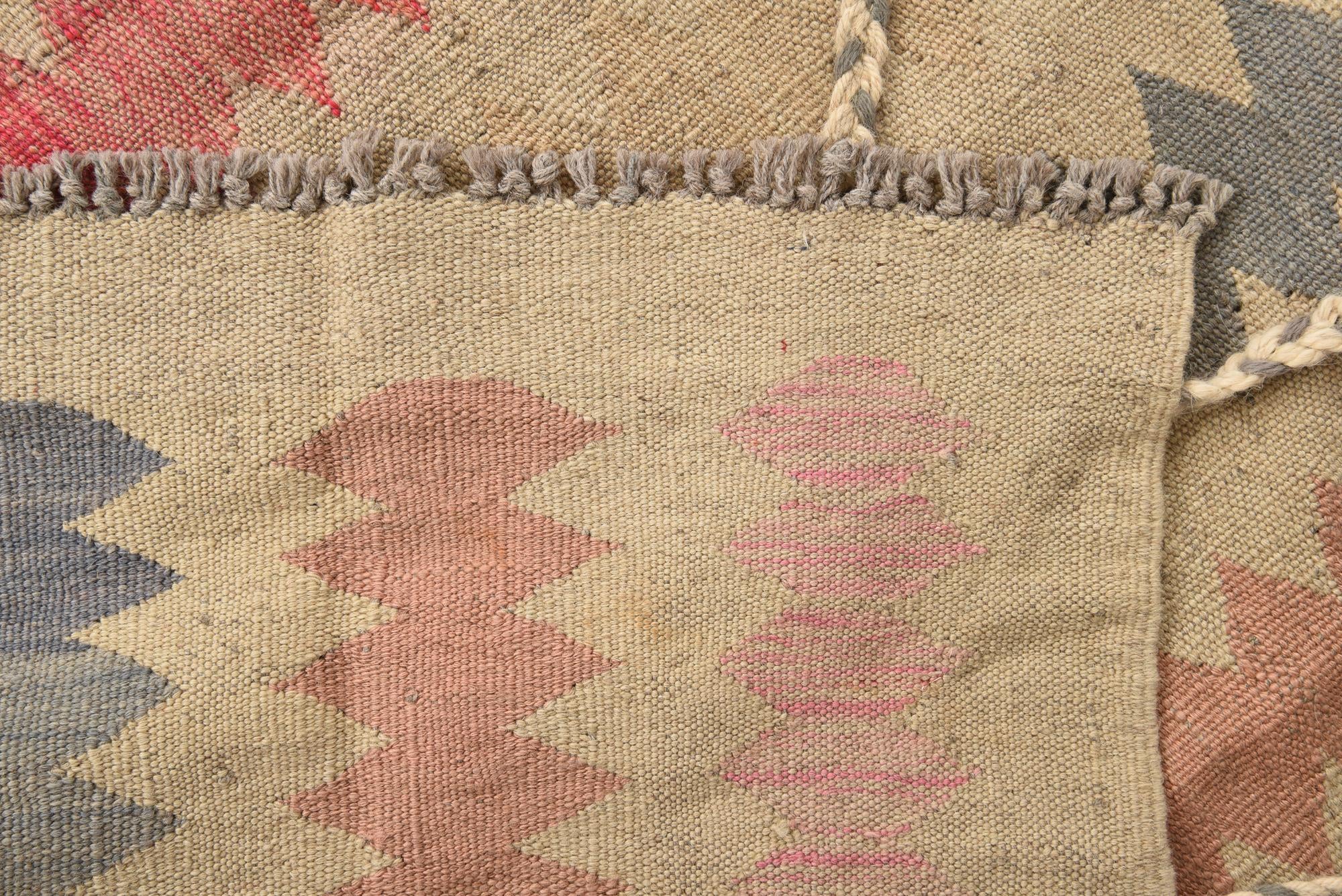 4' 8 x 6' 6 Hand Knotted Moroccan Wool Rug