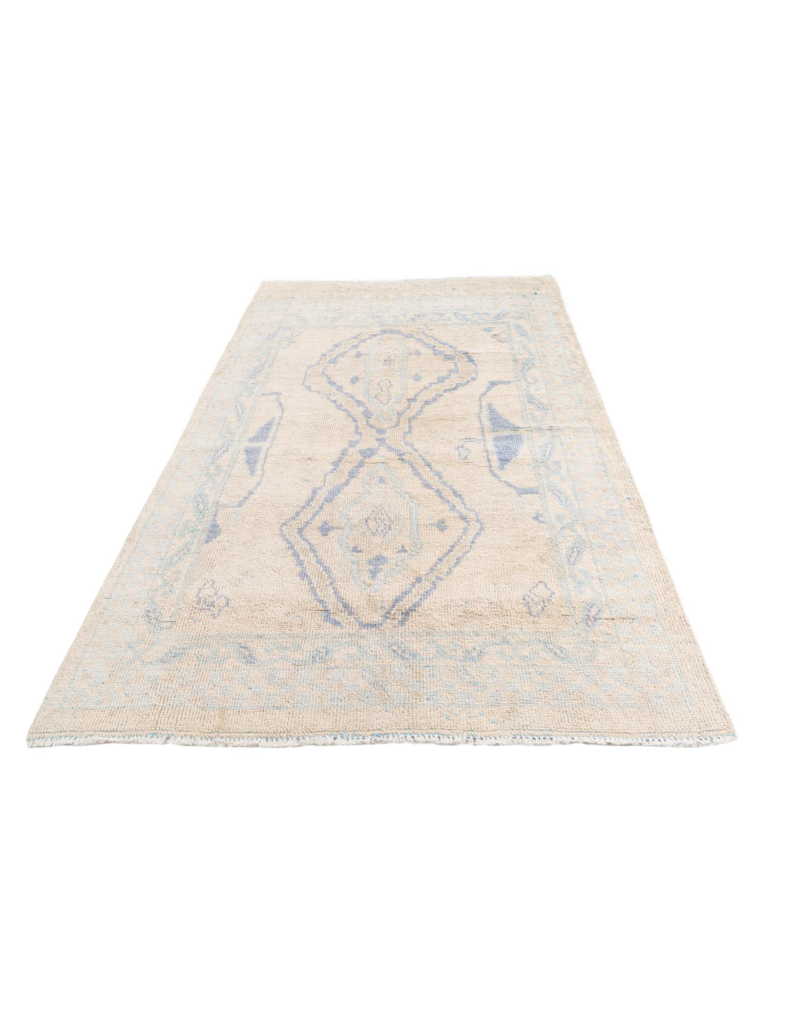 5' 8 x 8' 8 Hand Knotted Moroccan Wool Rug