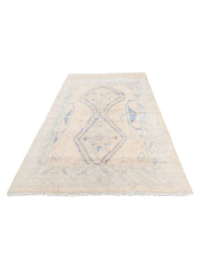 5' 8 x 8' 8 Hand Knotted Moroccan Wool Rug