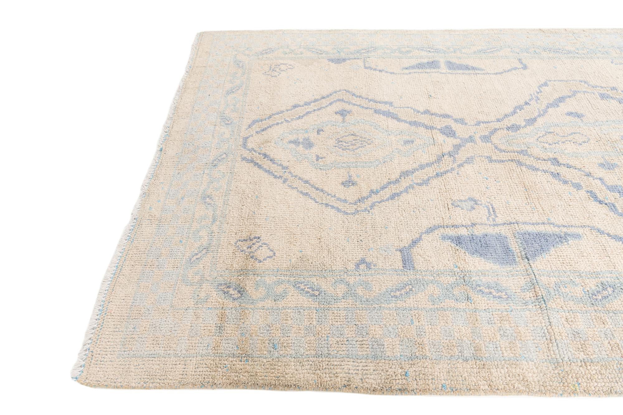 5' 8 x 8' 8 Hand Knotted Moroccan Wool Rug