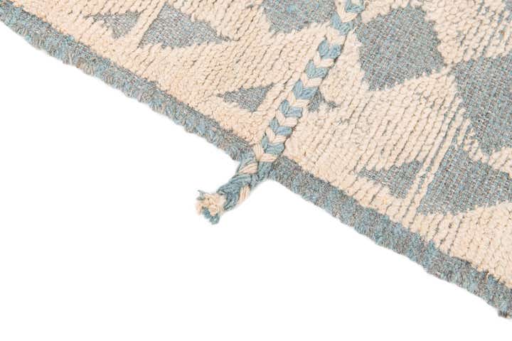 5' 3 x 7' Hand Knotted Moroccan Wool Rug
