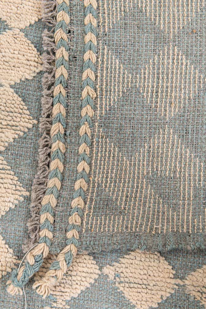 5' 3 x 7' Hand Knotted Moroccan Wool Rug