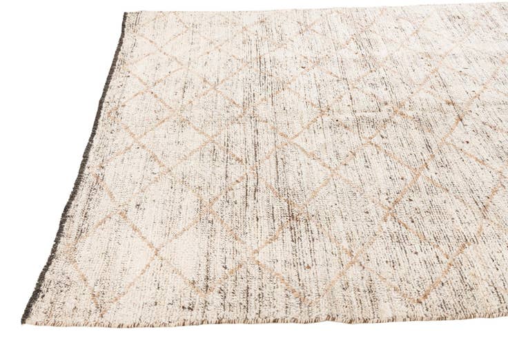 Detail image of 4' 10 x 6' 10 Hand Knotted Moroccan Wool Rug