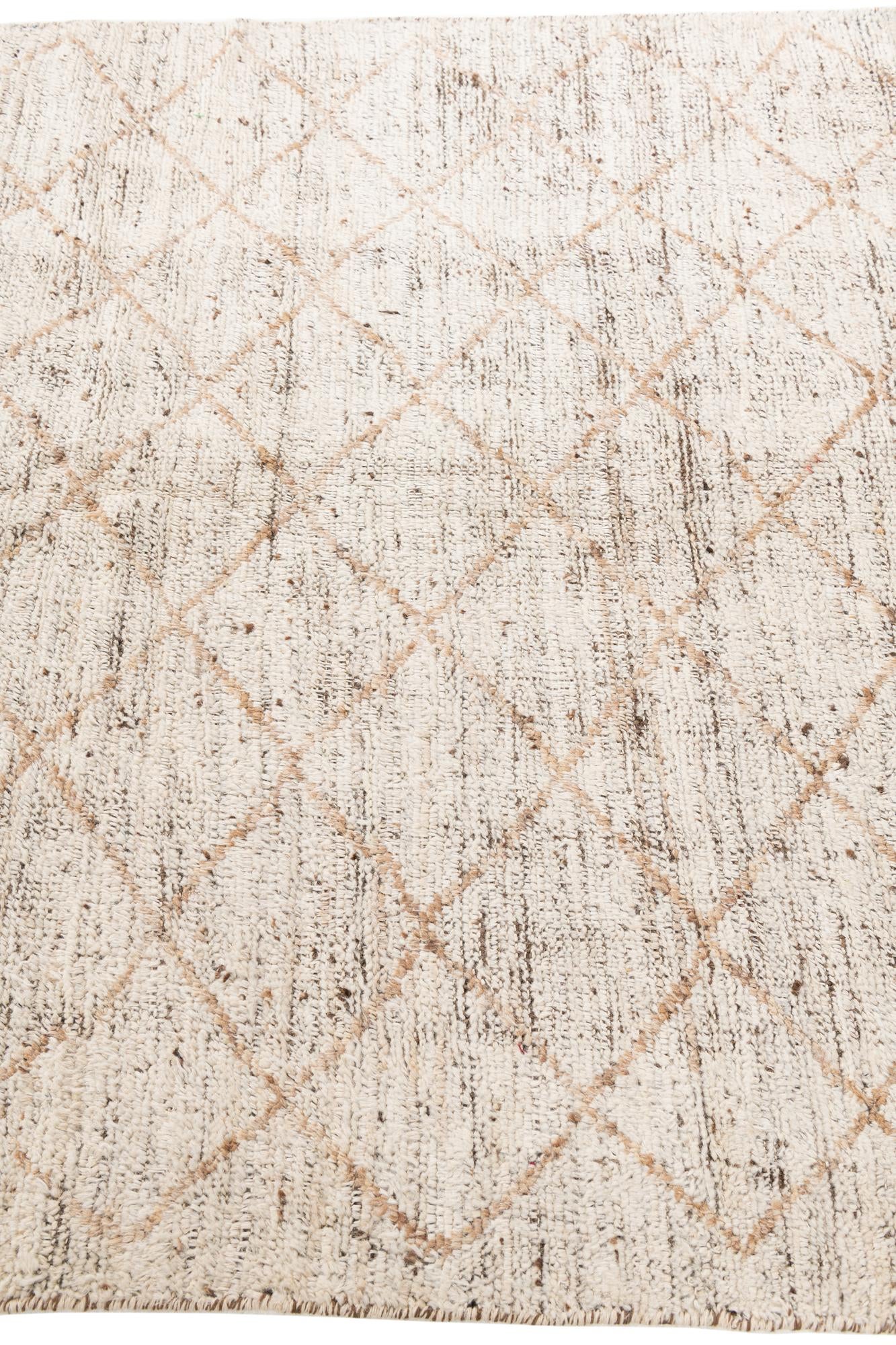 4' 10 x 6' 10 Hand Knotted Moroccan Wool Rug