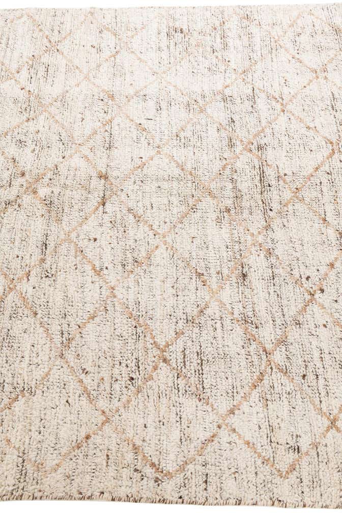 4' 10 x 6' 10 Hand Knotted Moroccan Wool Rug