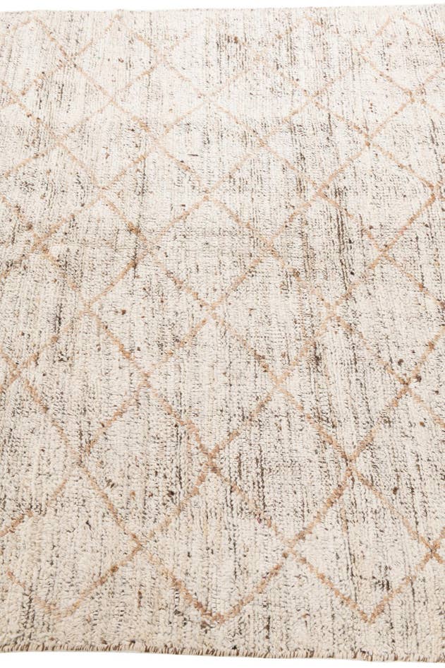 Detail image of 4' 10 x 6' 10 Hand Knotted Moroccan Wool Rug
