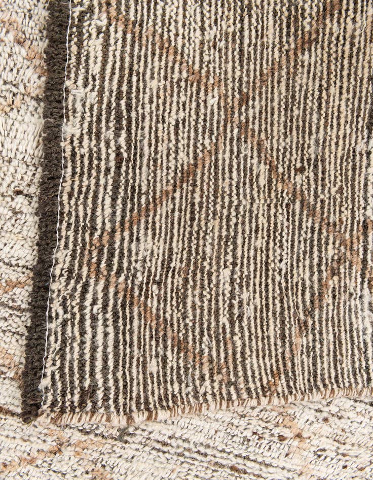 Detail image of 4' 10 x 6' 10  Hand Knotted Moroccan Wool Rug