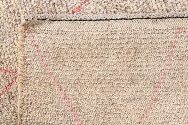 5' 9 x 7' Hand Knotted Moroccan Wool Rug
