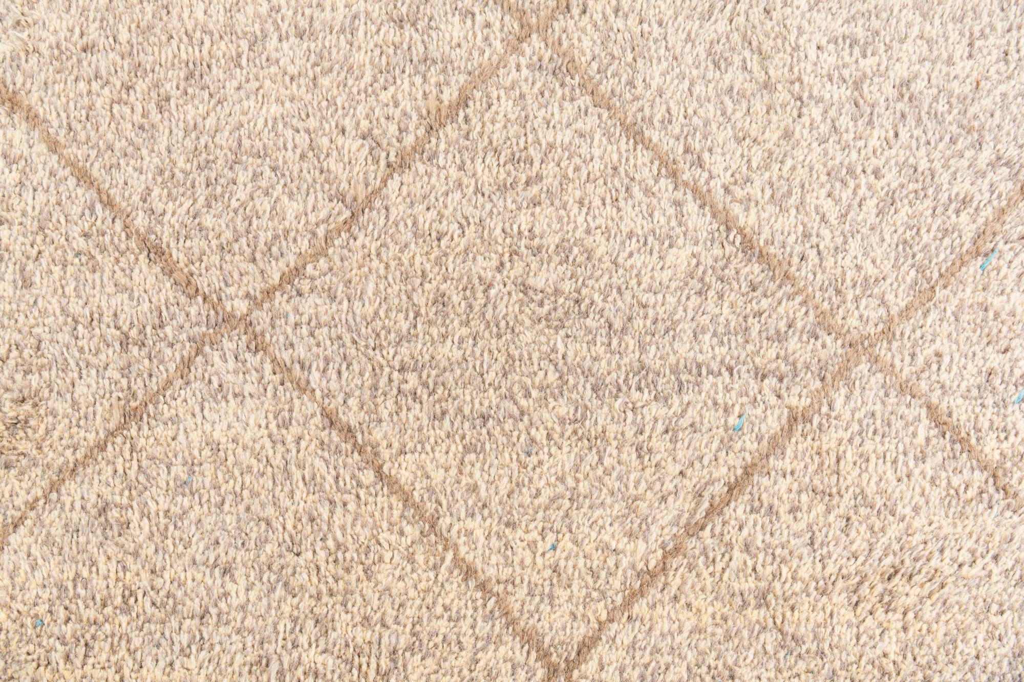 5' 10 x 9' 2 Hand Knotted Moroccan Wool Rug