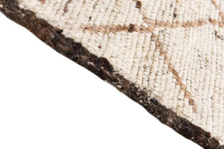 5' 2 x 6' 10 Hand Knotted Moroccan Wool Rug