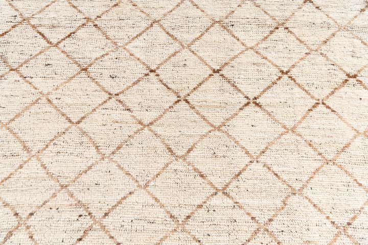 5' 2 x 6' 10 Hand Knotted Moroccan Wool Rug