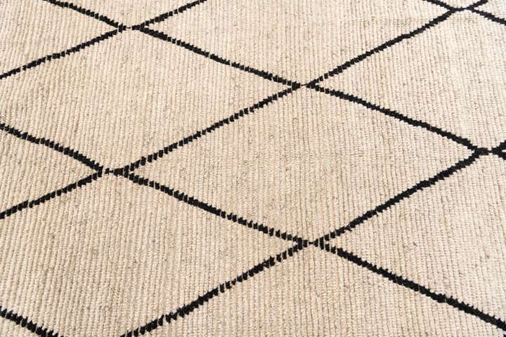 5' 3 x 8' 3 Hand Knotted Moroccan Wool Rug