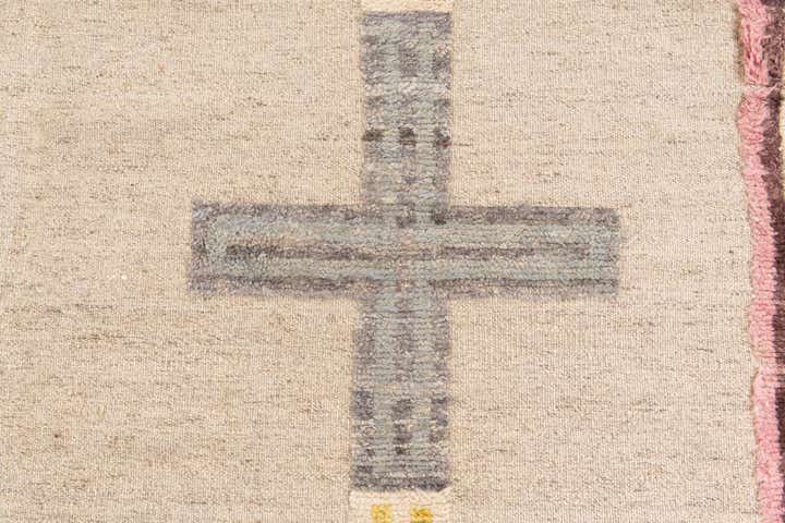 5' 10 x 9' 7 Hand Knotted Moroccan Wool Rug