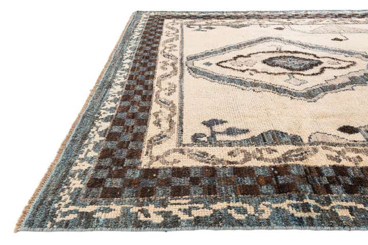 8' x 10' 4 Hand Knotted Moroccan Wool Rug