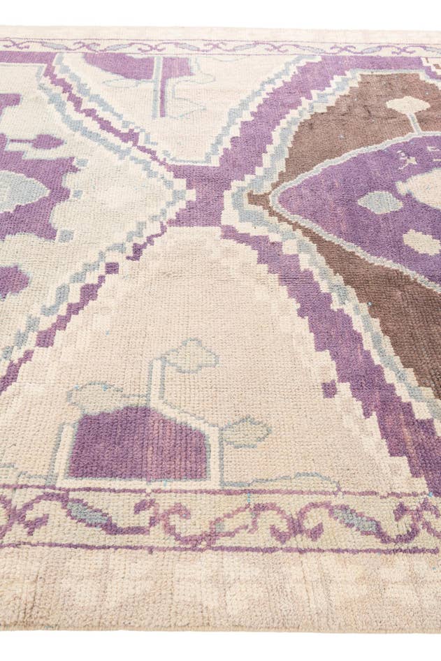 Detail image of 7' 4 x 10' 3 Hand Knotted Moroccan Wool Rug