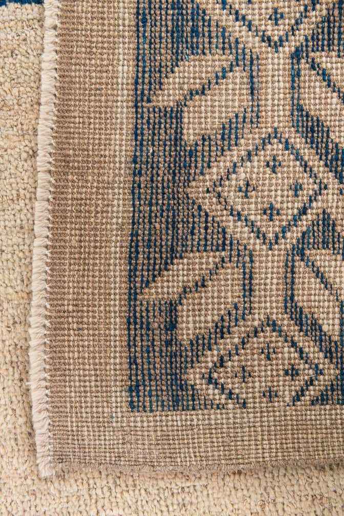 9' 1 x 12' 3 Hand Knotted Moroccan Wool Rug
