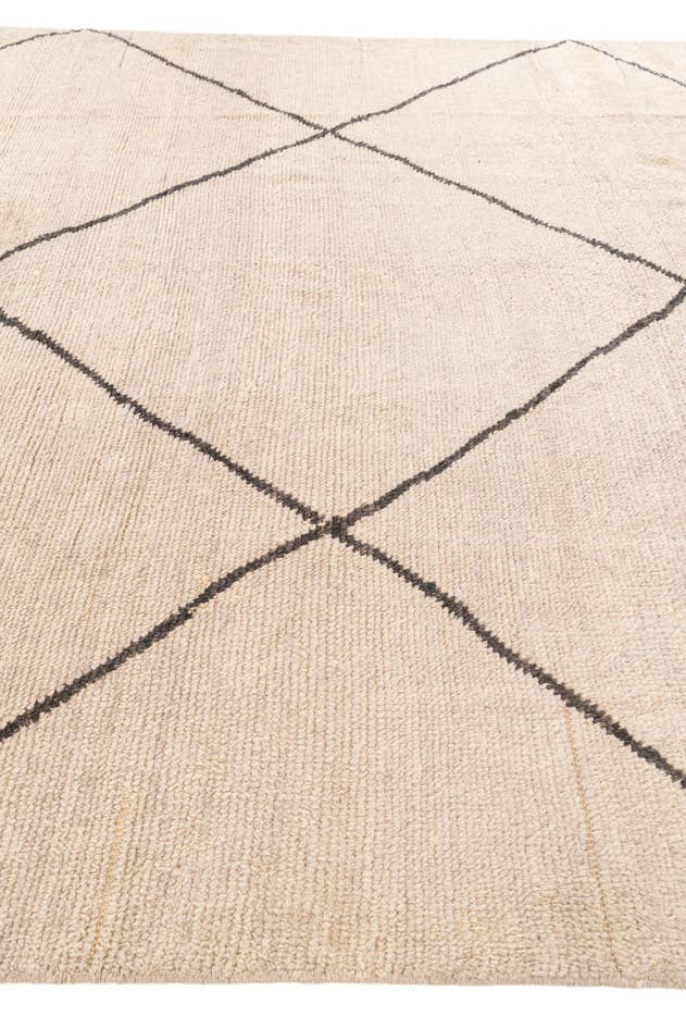 Detail image of 8' x 12' Hand Knotted Moroccan Wool Rug