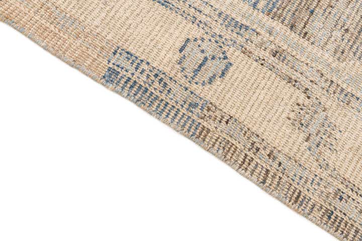 7' 9 x 10' 2 Hand Knotted Moroccan Wool Rug