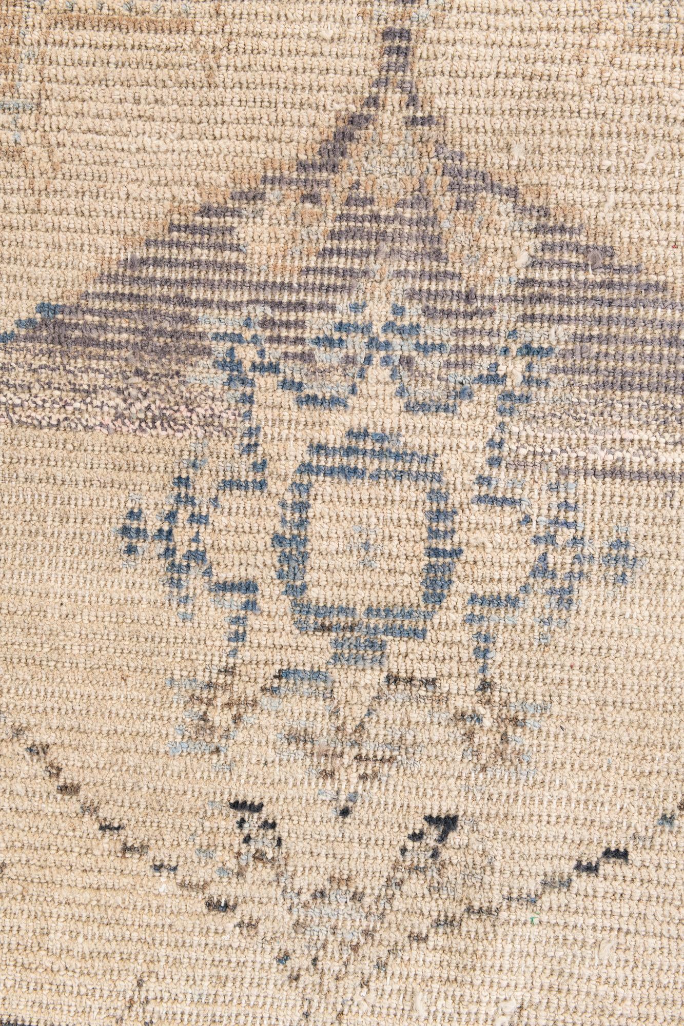 7' 9 x 10' 2 Hand Knotted Moroccan Wool Rug