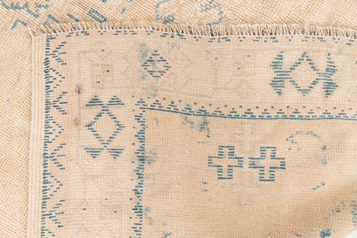 5' 2 x 8' Hand Knotted Moroccan Wool Rug
