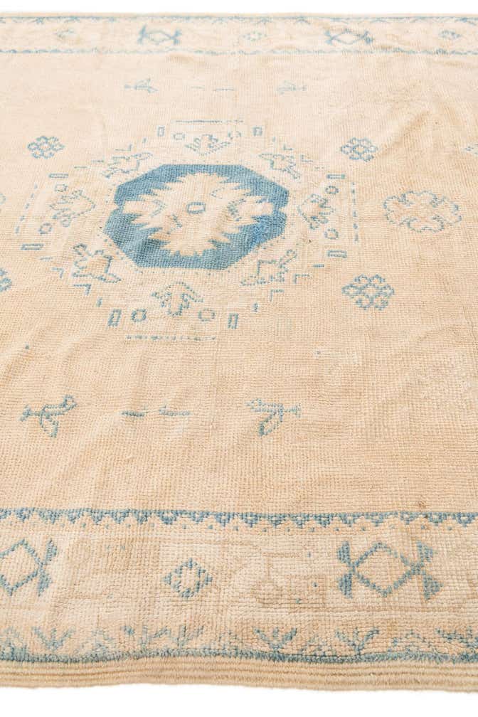 5' 2 x 8' Hand Knotted Moroccan Wool Rug