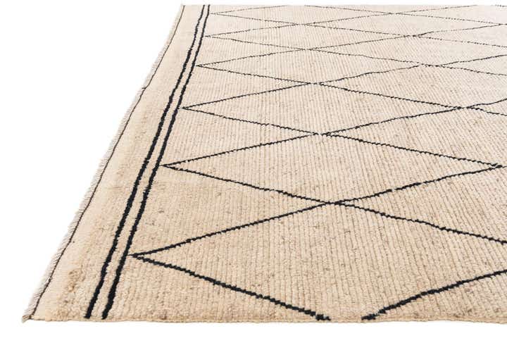 8' 1 x 10' Hand Knotted Moroccan Wool Rug
