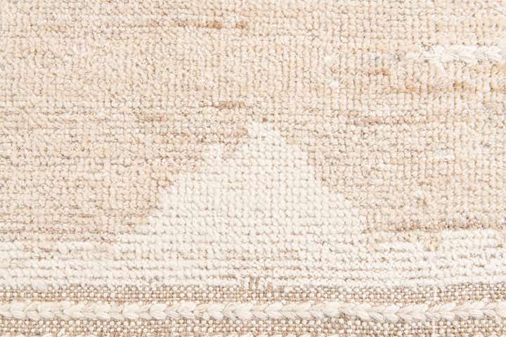 5' 2 x 7' 6 Hand Knotted Moroccan Wool Rug