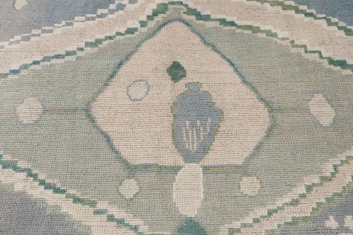 8' 8 x 10' Hand Knotted Moroccan Wool Rug