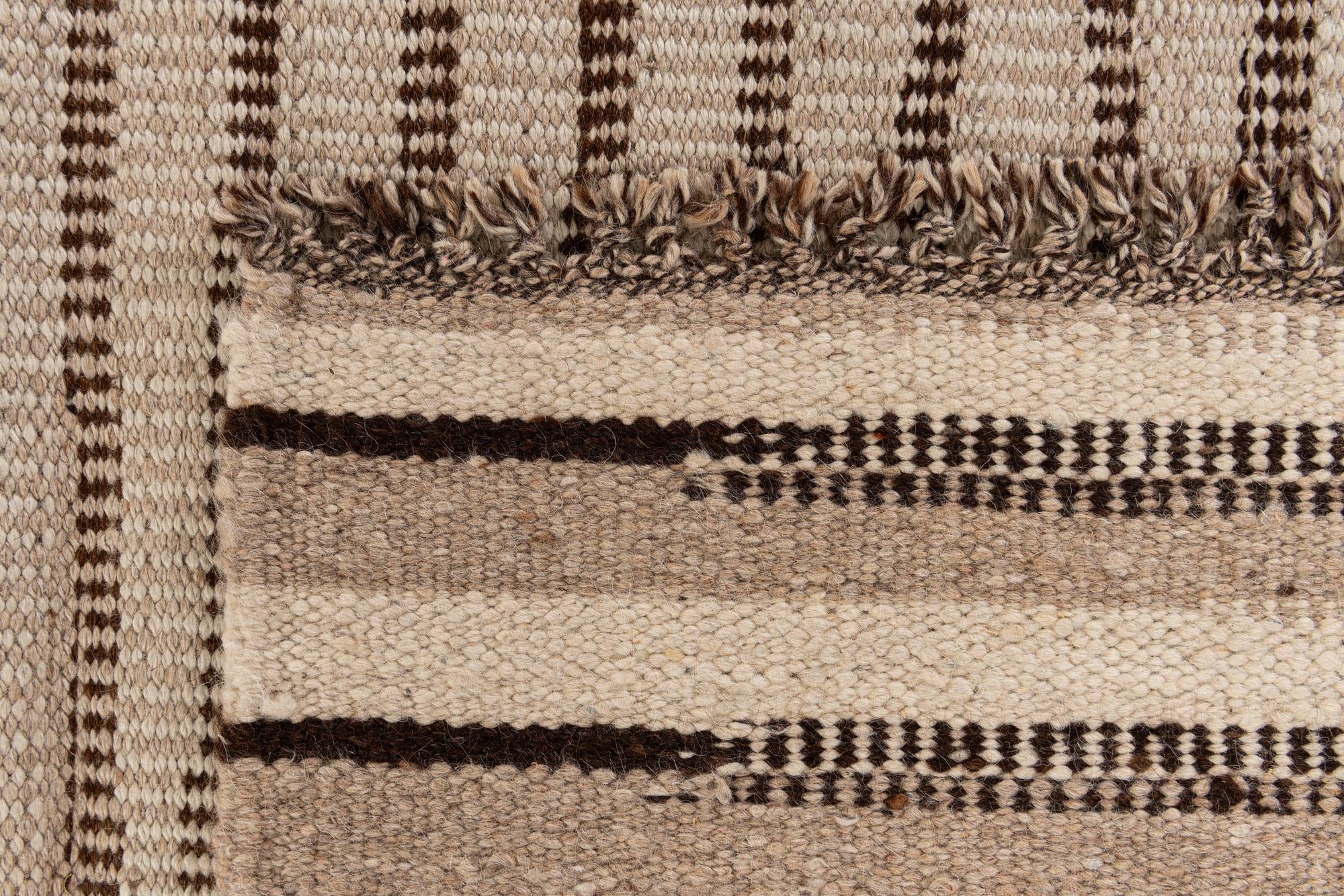 8' 1 x 11' 5 Hand Knotted Moroccan Wool Rug