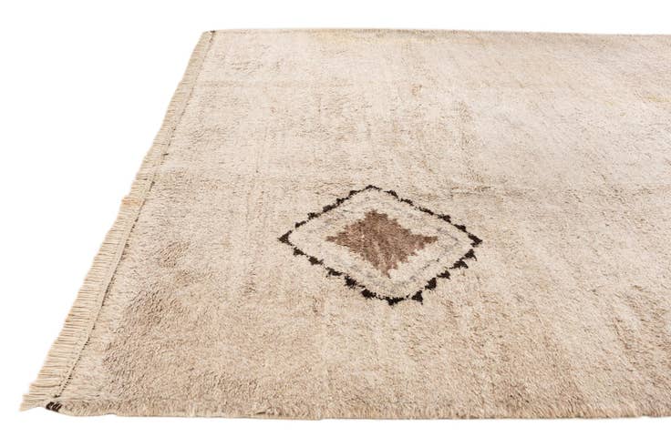 Detail image of 8' 6 x 9' 7 Hand Knotted Moroccan Wool Rug