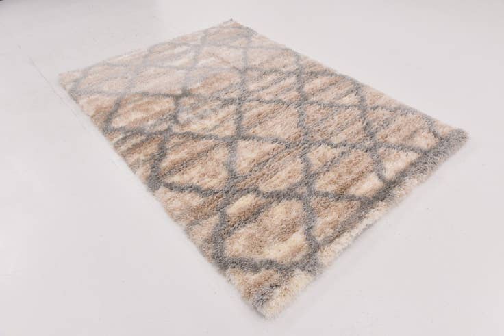 Detail image of 5' 4 x 7' 6 Moroccan Shag Rug